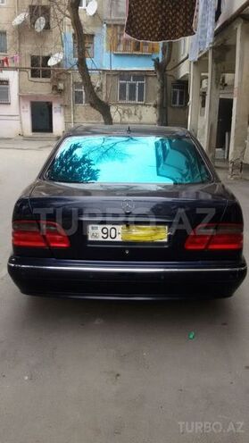 Mercedes C 200 2000, 205,000 km - 2.2 l - Sumqayıt
