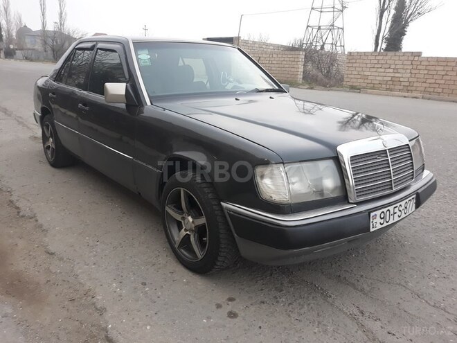 Mercedes E 200 1993, 413,500 km - 2.0 l - Bakı