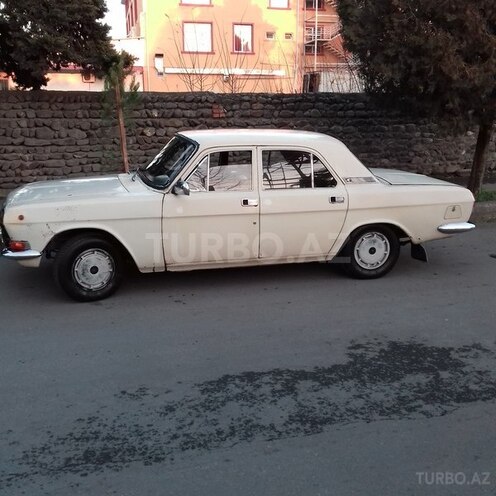 GAZ 24 1981, 255,000 km - 2.4 l - Zaqatala