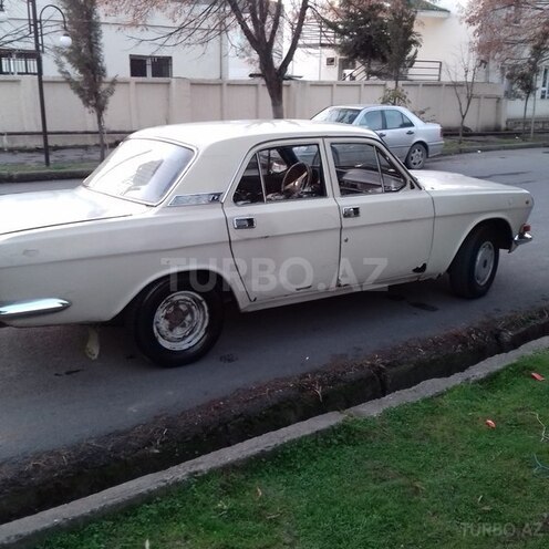 GAZ 24 1981, 255,000 km - 2.4 l - Zaqatala