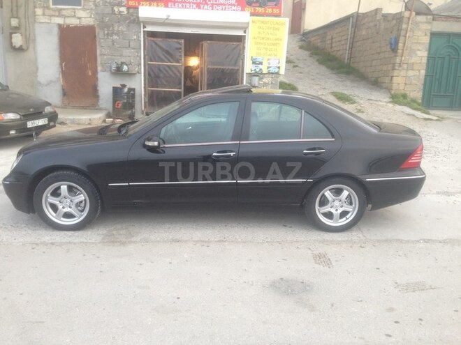 Mercedes C 240 2004, 256,000 km - 2.6 l - Bakı