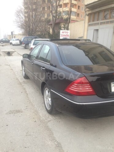 Mercedes C 240 2004, 256,000 km - 2.6 l - Bakı