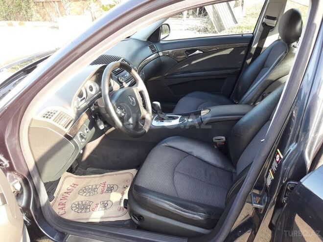 Mercedes E 270 2002, 290,000 km - 2.7 л - Bakı