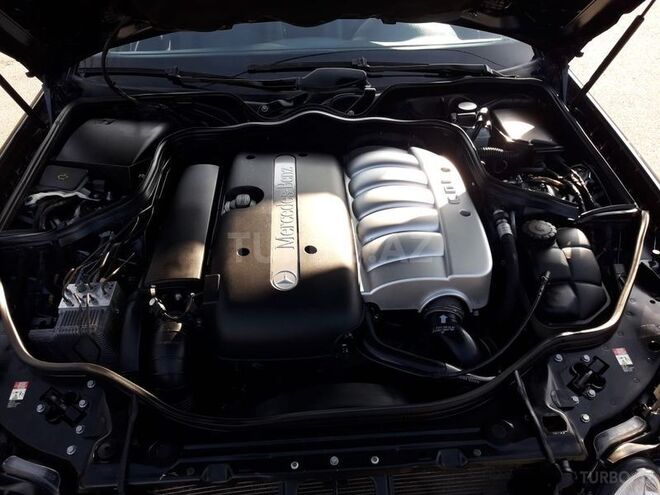 Mercedes E 270 2002, 290,000 km - 2.7 л - Bakı