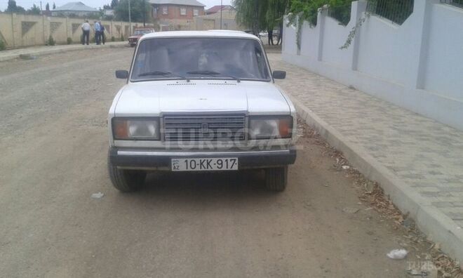 LADA (VAZ) 2107 2002, 259,600 km - 1.6 л - Astara