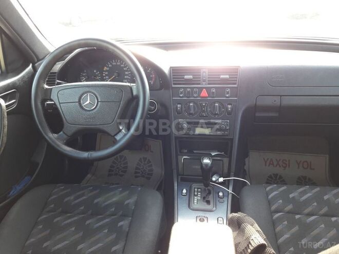 Mercedes C 220 1999, 300,000 km - 2.2 l - Bakı