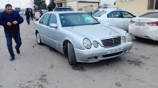 Mercedes E 320 2000, 250,000 km - 3.2 l - Sabirabad