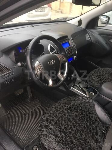 Hyundai ix35 2010, 84,000 km - 2.0 l - Bakı