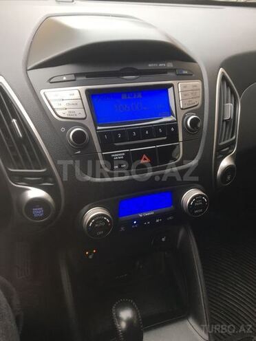 Hyundai ix35 2010, 84,000 km - 2.0 l - Bakı
