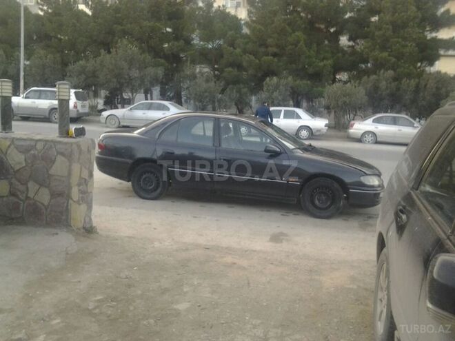 Opel Omega 1995, 250,000 km - 0.2 l - Bakı