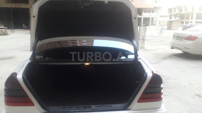 Mercedes C 230 2000, 180,000 km - 2.3 l - Bakı