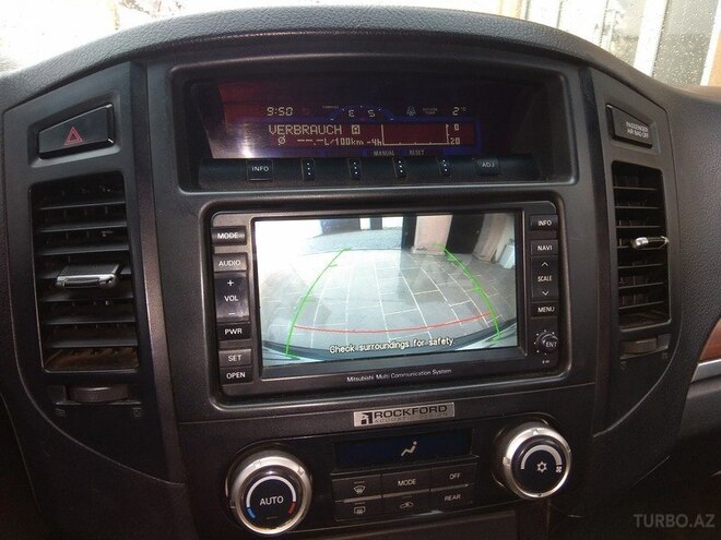 Mitsubishi Pajero 2007, 287,000 km - 3.2 l - Bakı