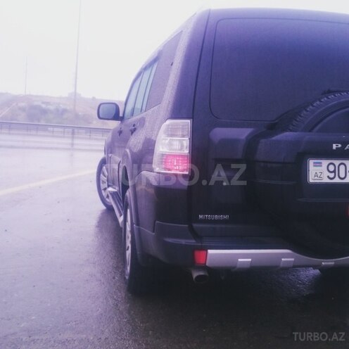 Mitsubishi Pajero 2007, 287,000 km - 3.2 l - Bakı