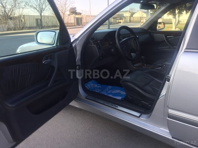Mercedes E 280 1999, 340,560 km - 2.8 l - Bakı