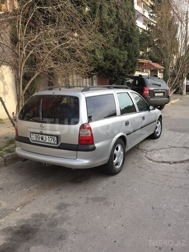 Opel Vectra 1999, 216,000 km - 1.8 л - Bakı
