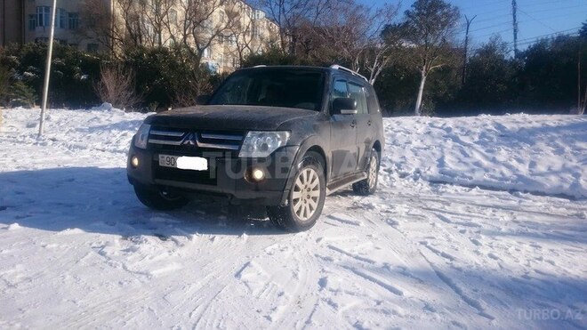 Mitsubishi Pajero 2007, 287,000 km - 3.2 l - Bakı