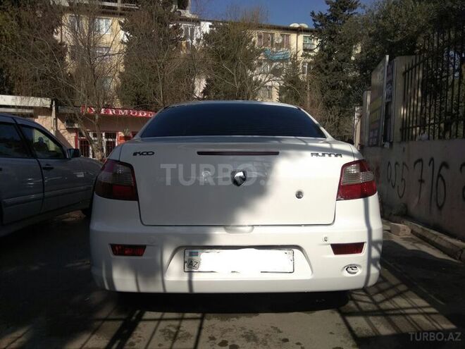 Iran Khodro Runna 2014, 180,000 km - 1.6 l - Bakı