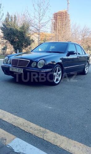 Mercedes E 240 2000, 244,300 km - 2.6 l - Bakı