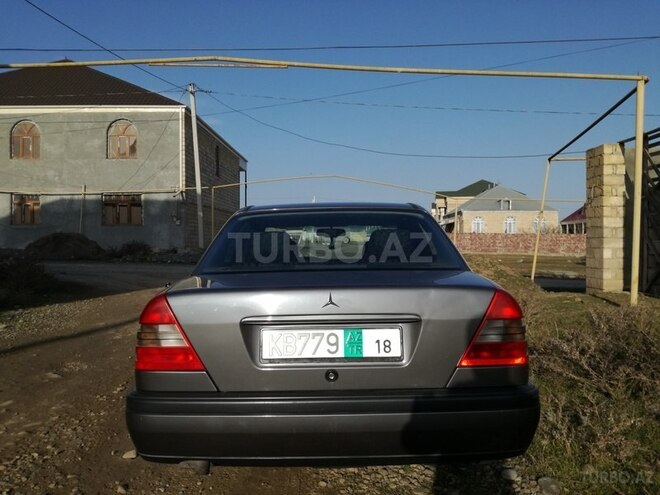 Mercedes C 180 1996, 300,536 km - 1.8 l - Gəncə