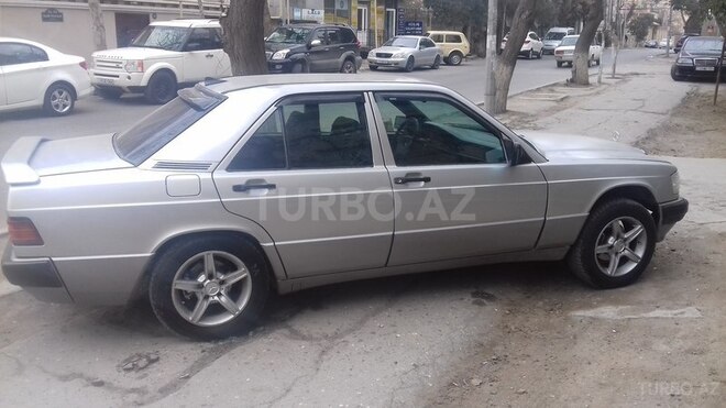 Mercedes 190 1991, 136,000 km - 1.8 л - Bakı