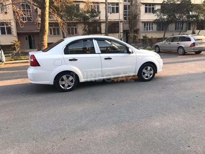 Chevrolet Aveo 2011, 214,000 km - 1.4 л - Bakı