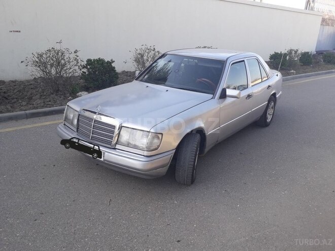 Mercedes E 230 1992, 214,000 km - 2.3 l - Sumqayıt