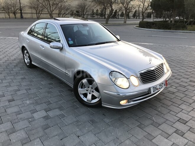 Mercedes E 240 2002, 220,800 km - 2.6 л - Bakı