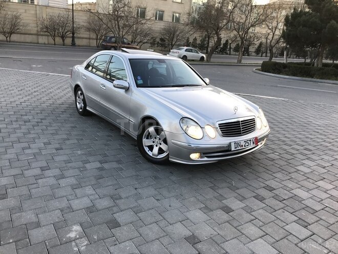 Mercedes E 240 2002, 220,800 km - 2.6 л - Bakı