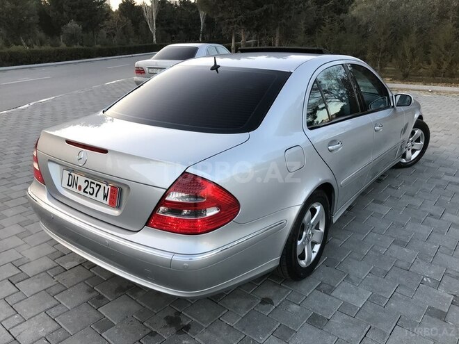 Mercedes E 240 2002, 220,800 km - 2.6 л - Bakı