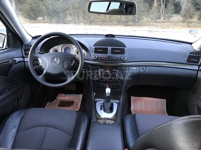 Mercedes E 240 2002, 220,800 km - 2.6 л - Bakı