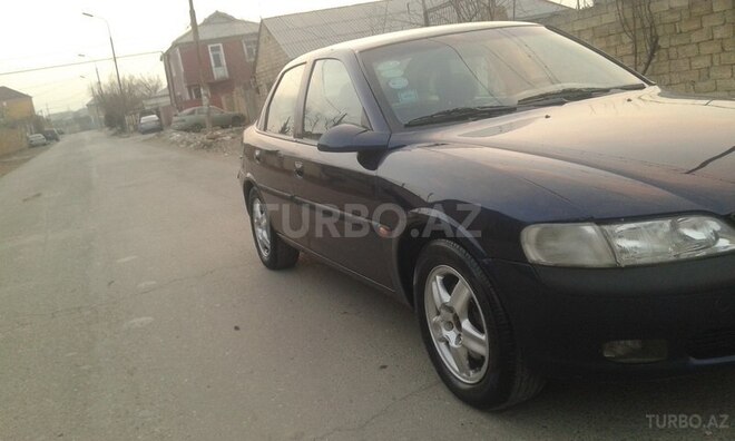 Opel Vectra 1999, 241,000 km - 2.0 l - Sumqayıt