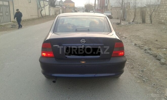 Opel Vectra 1999, 241,000 km - 2.0 l - Sumqayıt