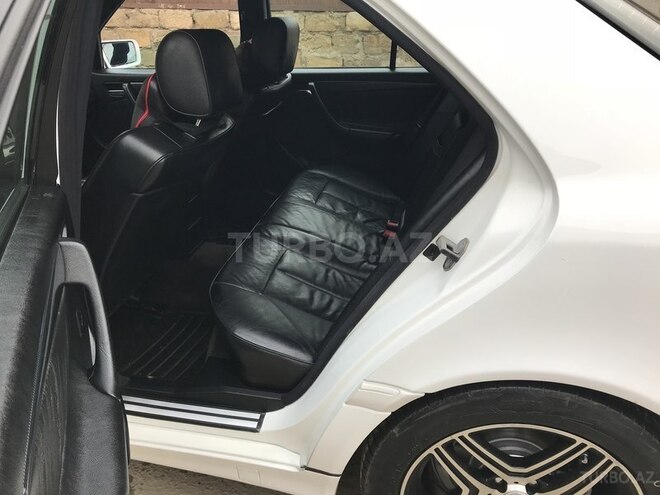 Mercedes C 230 1999, 157,000 km - 2.3 l - Bakı
