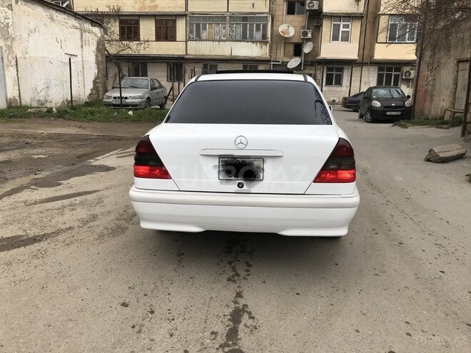 Mercedes C 230 1999, 157,000 km - 2.3 l - Bakı