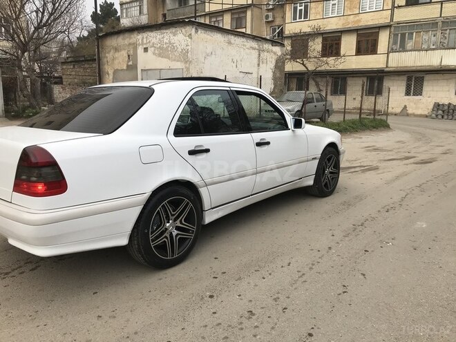Mercedes C 230 1999, 157,000 km - 2.3 l - Bakı