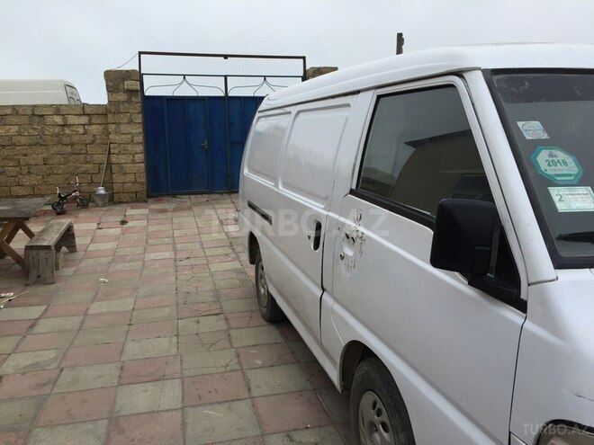 Hyundai H 100 2006, 241,000 km - 2.6 l - Bakı