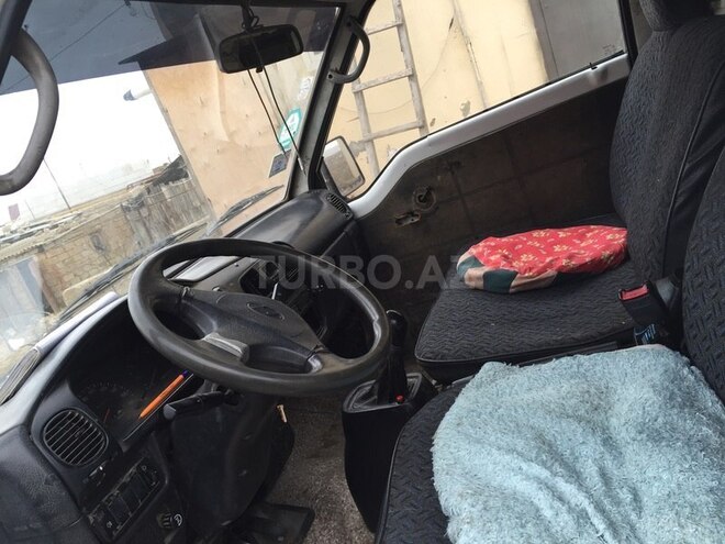 Hyundai H 100 2006, 241,000 km - 2.6 l - Bakı