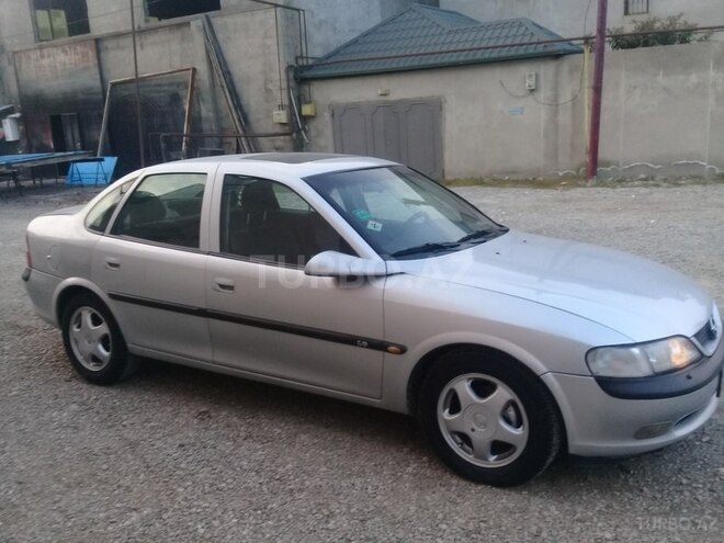 Opel Vectra 1998, 256,325 km - 1.8 l - Sumqayıt