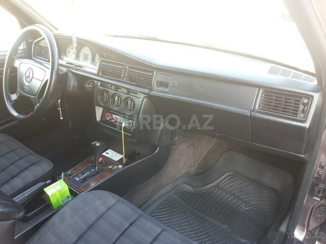 Mercedes 190 1993, 400,000 km - 1.8 l - Bakı