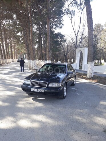 Mercedes C 220 1996, 254,000 km - 2.2 л - Sumqayıt