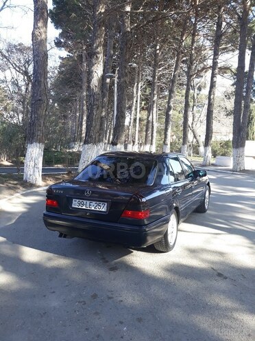 Mercedes C 220 1996, 254,000 km - 2.2 л - Sumqayıt