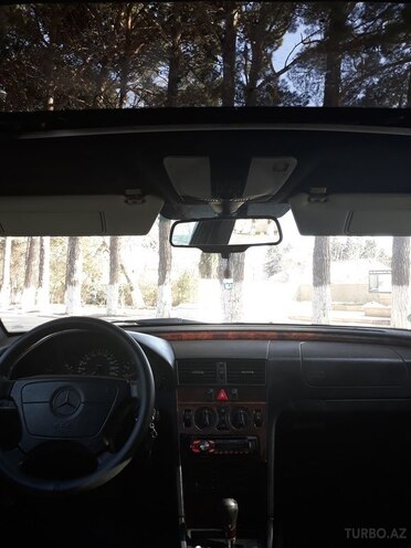 Mercedes C 220 1996, 254,000 km - 2.2 л - Sumqayıt
