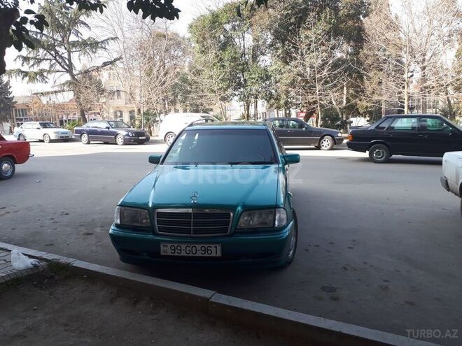 Mercedes C 180 1998, 175,000 km - 1.8 l - Gəncə