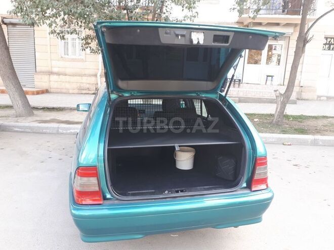 Mercedes C 180 1998, 175,000 km - 1.8 l - Gəncə
