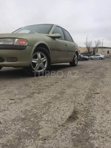 Opel Vectra 1996, 200,216 km - 1.8 l - Bakı