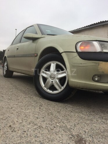 Opel Vectra 1996, 200,216 km - 1.8 l - Bakı