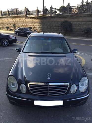 Mercedes E 240 2002, 320,000 km - 2.6 l - Bakı