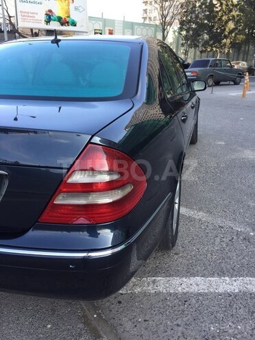 Mercedes E 240 2002, 320,000 km - 2.6 l - Bakı