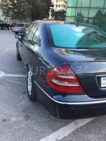 Mercedes E 240 2002, 320,000 km - 2.6 l - Bakı