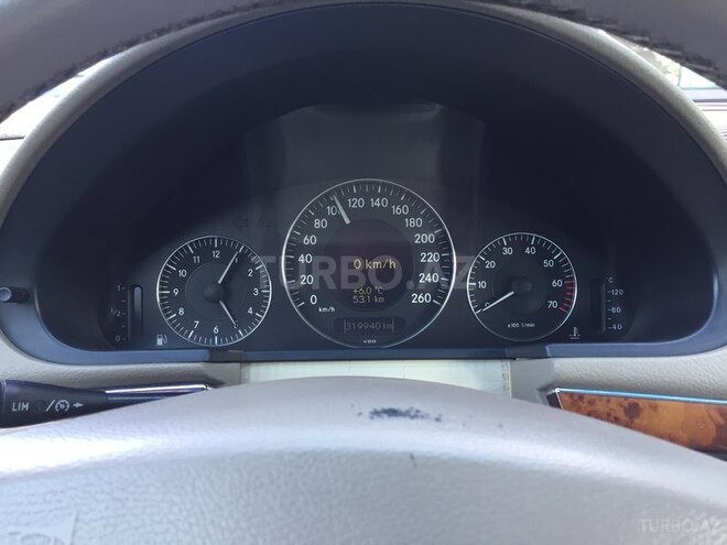 Mercedes E 240 2002, 320,000 km - 2.6 l - Bakı